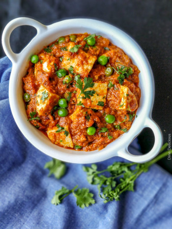 Matar Paneer